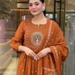 DT BRAND Zoya Orange Mal Cotton Kurti Pant Dupatta Set – Pleated Kurti with Embroidered Butta