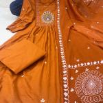 DT BRAND Zoya Orange Mal Cotton Kurti Pant Dupatta Set – Pleated Kurti with Embroidered Butta