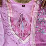 Zarinah Lilac Muslin Pakistani Suit Set – Digital Print & Hand Embroidery with Pearl Mala