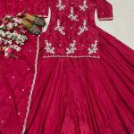 ✨ RegalGlow Designer Lehenga Set