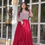 💫 "Zara Noor" Designer Slit Kurti with Lehenga Set – Elegant Festive Edition
