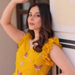 🌟 Zyana Premium Frill Gown – Designer Sleeveless Collection