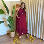 ✨ Product Name: "Saanvi" Cotton Flex Mirror Work Sleeveless Kurti-Plazo Set