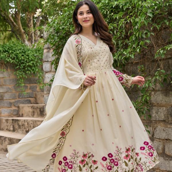 Saheli Chanderi Silk Handwork Suit Set – Premium 3 Piece Collection