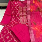 Suhani Banarasi Silk Kurti Pant Set with Dupatta & Pearl Bracelet