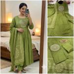 Ranja Printed Rayon Cotton Kurti Pant Set with Dupatta