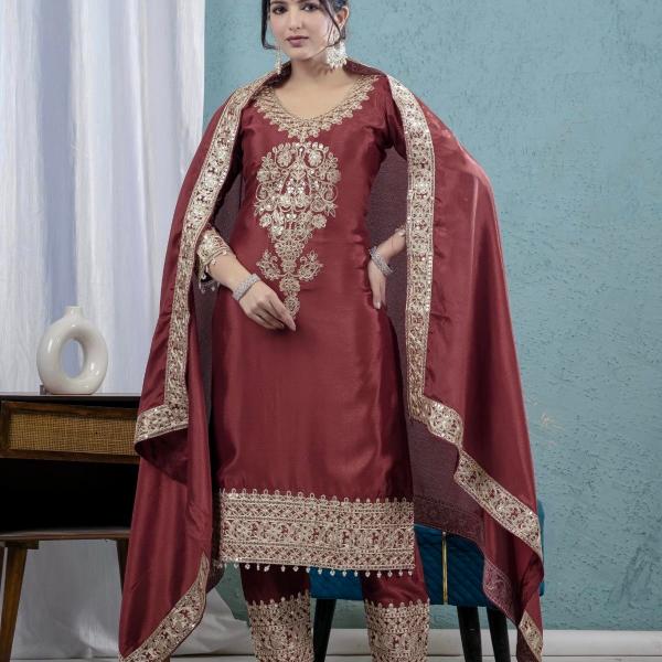 Noor Chinon Silk Embroidered Kurti Pant Set with Dupatta