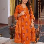 Aarohi Pure Cotton 60x60 Handwork Kurti Pant Set with Dupatta & Bracelet
