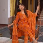 Aarohi Pure Cotton 60x60 Handwork Kurti Pant Set with Dupatta & Bracelet