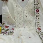 Chanderi Silk Embroidered Kurti Pant Dupatta Set